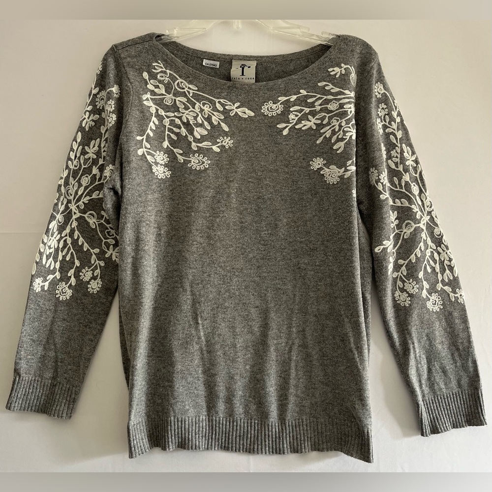 Rain + Rose Embroidered Floral Knit Cozystyle Cottagecore Pullover Sweater Grey